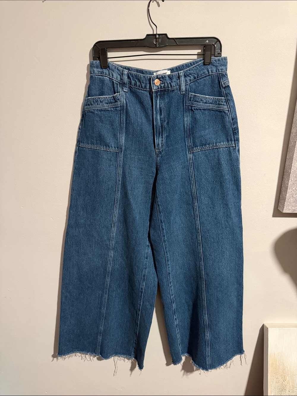 PAIGE Wide-Leg Women’s Jeans in Medium Blue size 29
